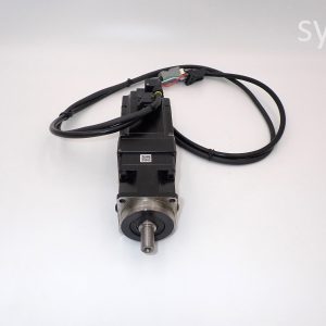 Alternative view of YASKAWA MOTOR SGMAV-04A3A-YA13 WITH GEAR